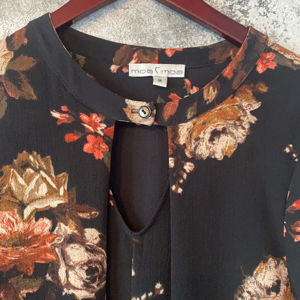 Boutique Tunic Size Medium